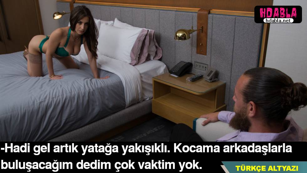 Annem canlı bir şov yaparken yakaladım ve bu durumdan faydalandım.