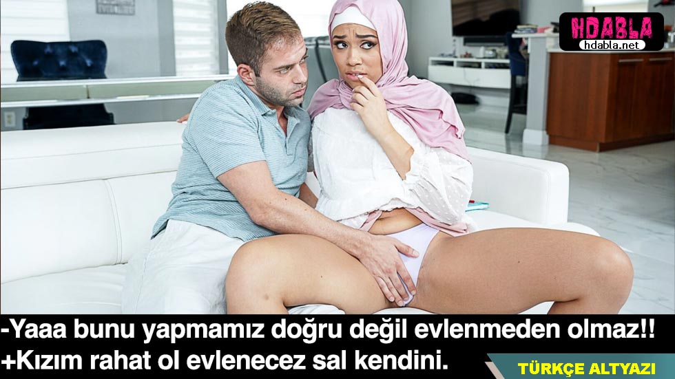 Annemle yatakta sohbet ederken bir anda durum değişti ve heyecanlandım.