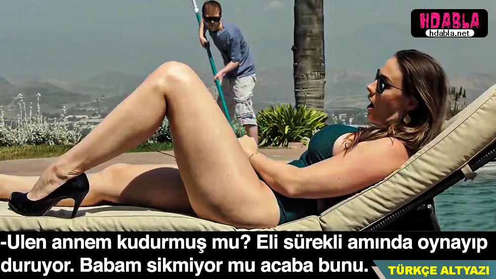 Teyzem, Facebook’ta paylaşmak için benden bir fotoğraf çekmemi istedi.